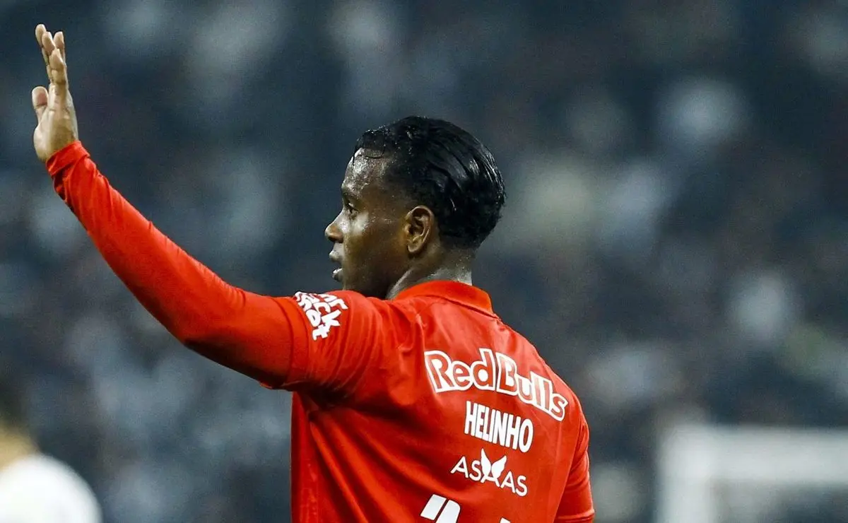 Corinthians busca Helinho, ex-São Paulo, no Toluca: proposta em andamento