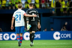 Barcelona Planeja Saída de Ter Stegen, De Jong, Araújo e Mais Quatro Jogadores