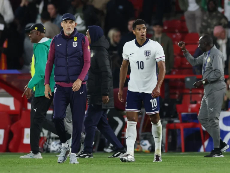 Técnico inglês critica postura de Bellingham após revés contra Senegal: "Intimidação"