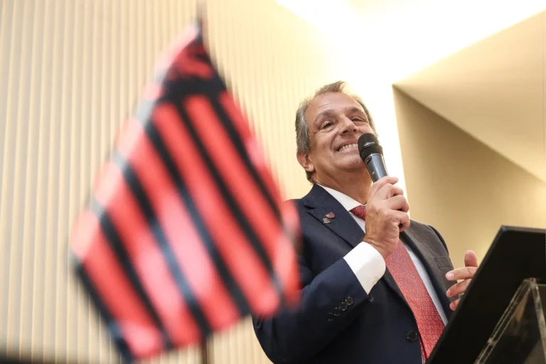 Estrela Amadora critica Flamengo: "Presidente age como se estivesse acima da lei"