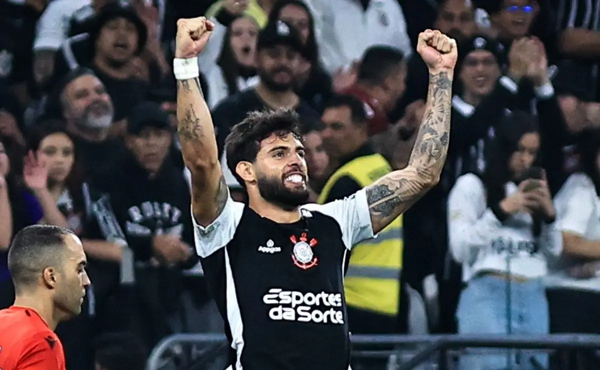 Yuri Alberto recebe Medalha de Mérito Esportivo por feitos no futebol pelo Corinthians