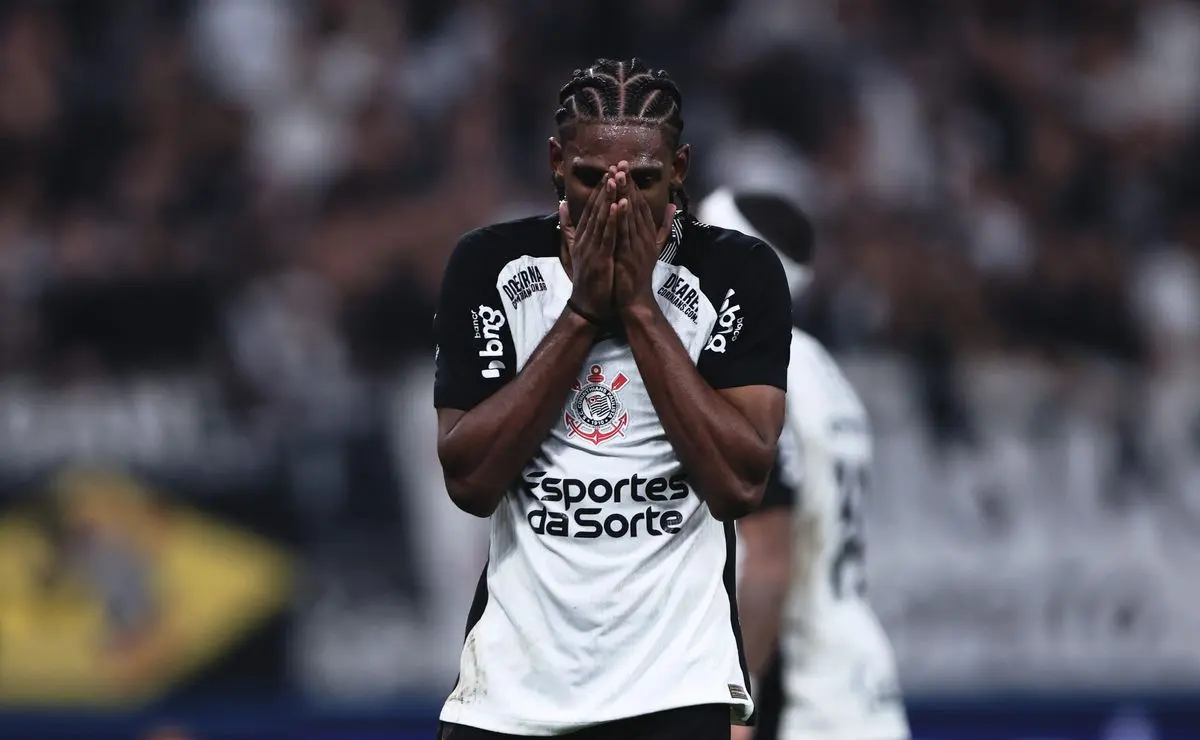 Talles Magno Busca Evitar Marca Negativa em Duelo Corinthians x Grêmio