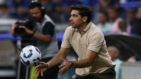 Palmeiras repete drama de 2024 e amarga baixo desempenho contra o G-6 do Brasileirão
