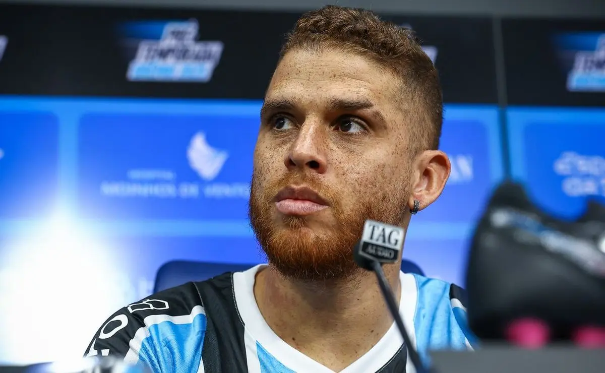 Evolução de Cuellar: Preparador físico do Grêmio detalha trabalho diferenciado