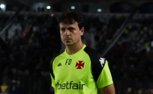 Diniz Busca Quebrar Tabu no Morumbis em São Paulo x Vasco Pelo Brasileirão