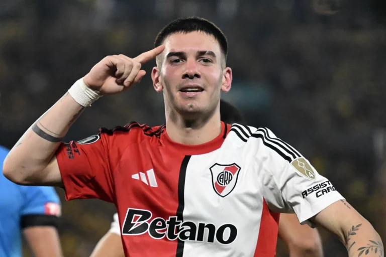 Joia do River Plate acerta com o Real Madrid e se juntará ao elenco após o Mundial de Clubes; confira o valor