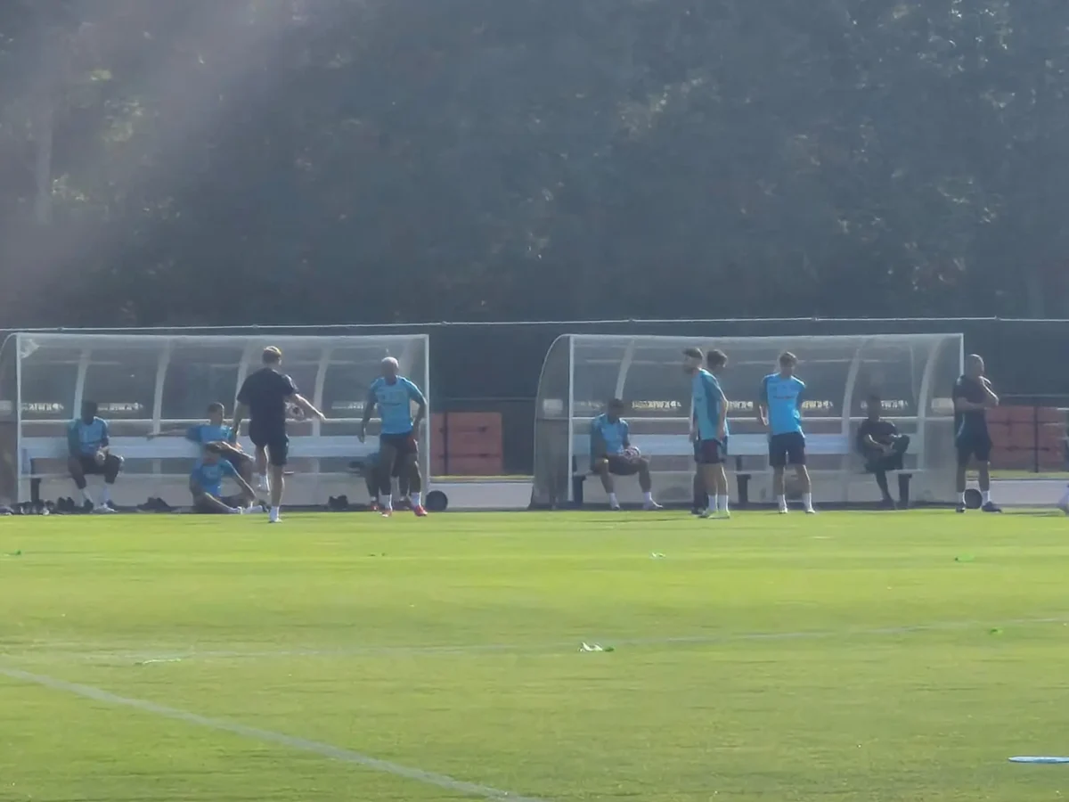 Ausência de Arrascaeta e Alex Sandro no primeiro treino do Flamengo nos EUA: Copa de Clubes em foco