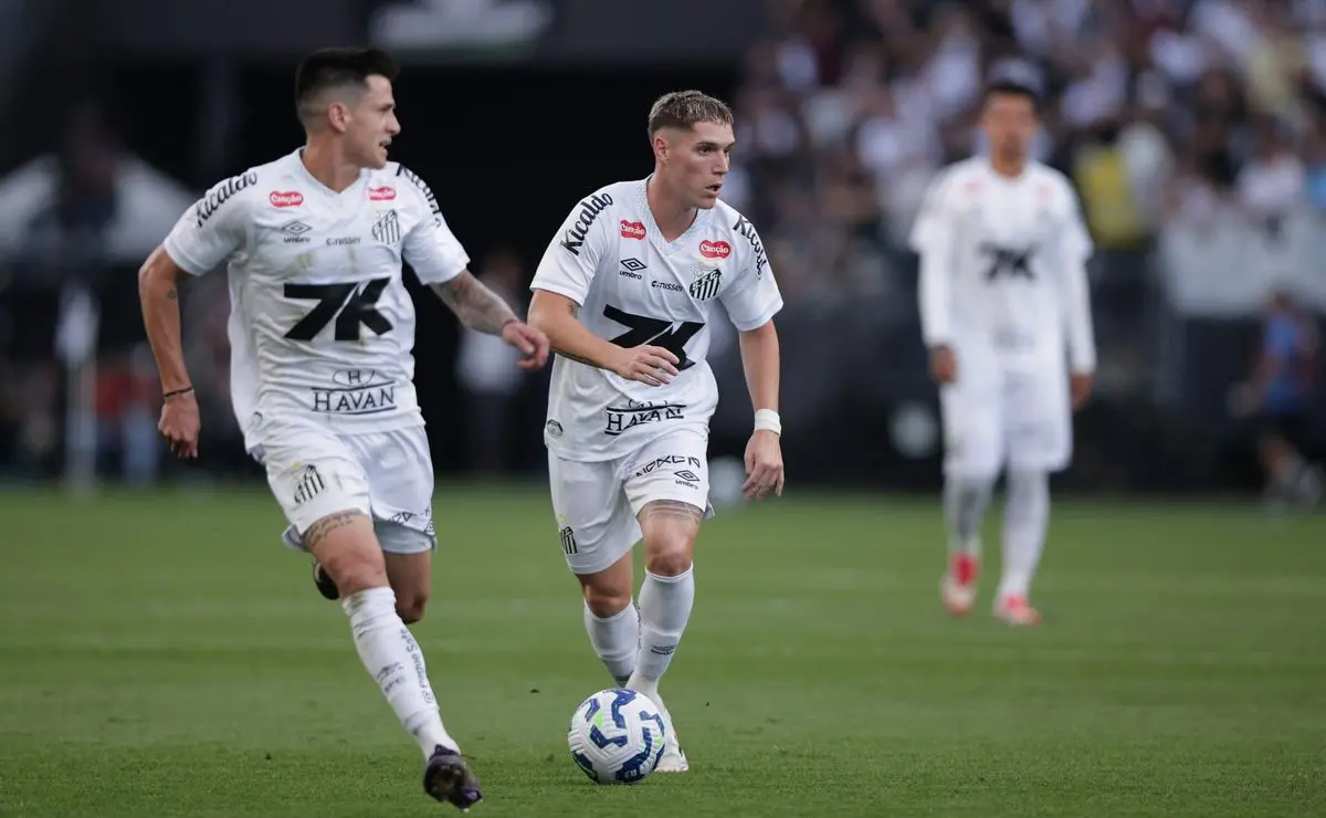 Rollheiser e Barreal decisivos: Santos vence o Fortaleza com golaços