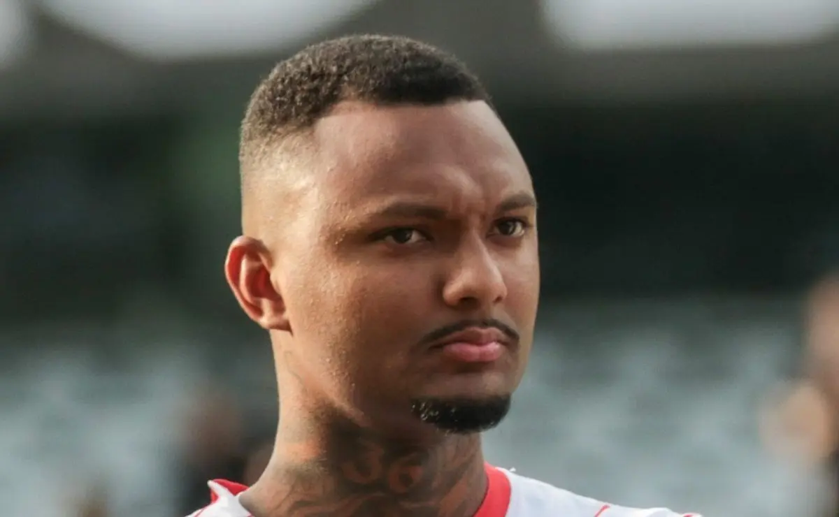 Guerra libera Luan Cândido: Grêmio negociará lateral em julho