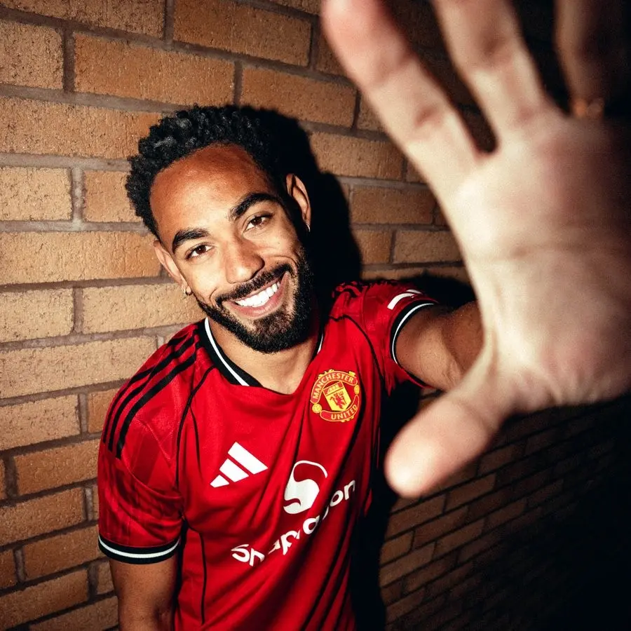 Cunha Admira o United de 2008 e Destaca Rooney como Inspiração