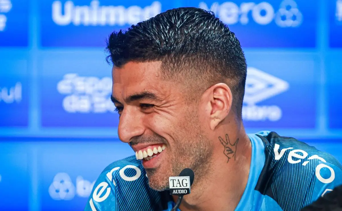 Suárez exalta o Grêmio antes do Mundial e recorda trajetória