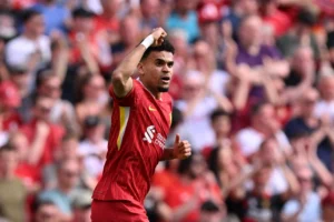 Barcelona Prioriza Reforços para o Ataque na Janela de Transferências
