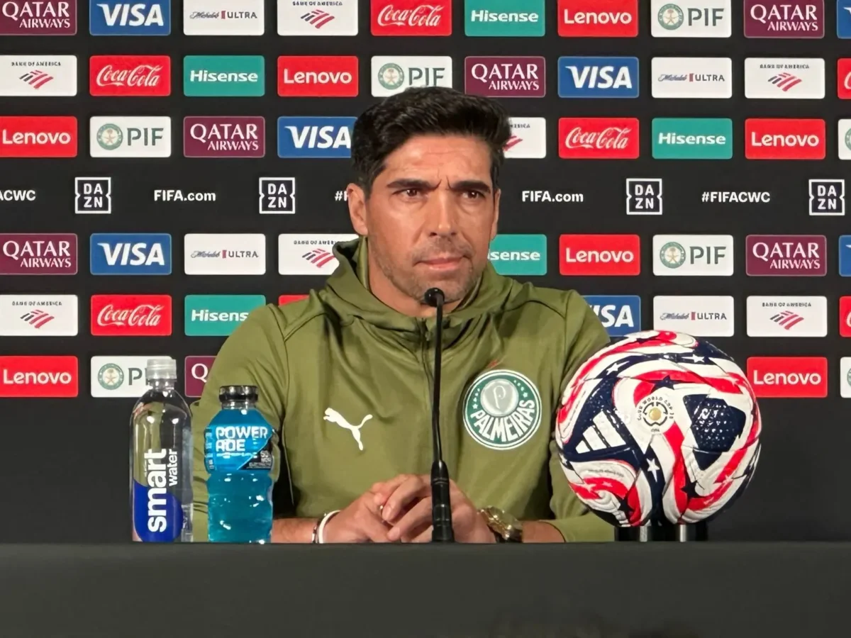 Abel se declara ao Palmeiras e sonha com Mundial: "Iríamos a nado ou a pé"