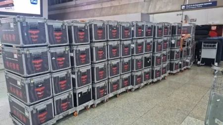 Bagagem do Flamengo na Copa do Mundo de Clubes: mil camisas, 150 chuteiras e farofa somam três toneladas