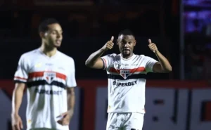 São Paulo: Vinte Jogadores Disponíveis para Transferência no Brasileirão