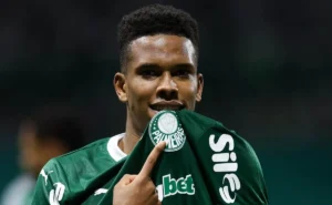 IA prevê vitória do Palmeiras sobre o Porto no Mundial de Clubes, com menção a Estêvão.