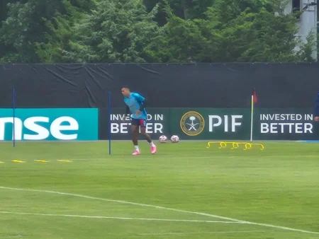 Flamengo: Alex Sandro retorna e eleva expectativas com time fortalecido