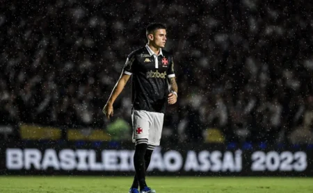 Vasco lucra R$ 100 mil com gols de Gabriel Pec pelo LA Galaxy