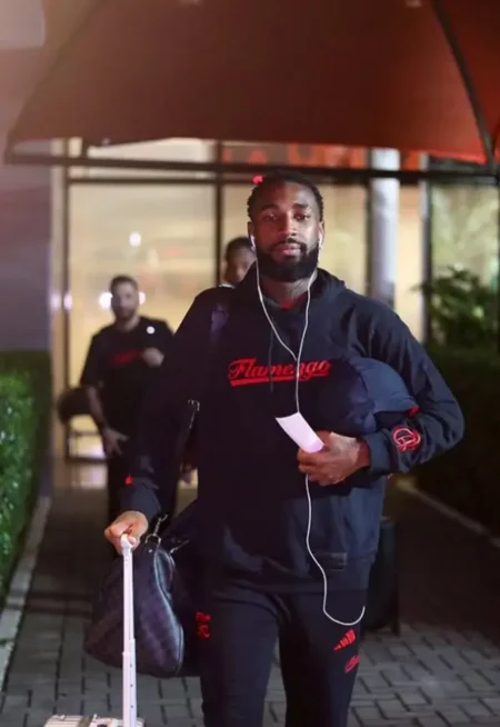 Gerson do Flamengo buscou informações sobre o Zenit, revela Luiz Henrique