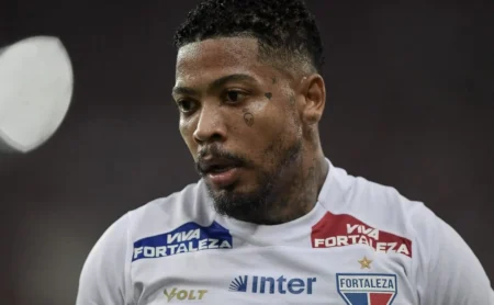 Marinho exalta Flamengo de Filipe Luís após vitória e desabafa: "Time qualificado"