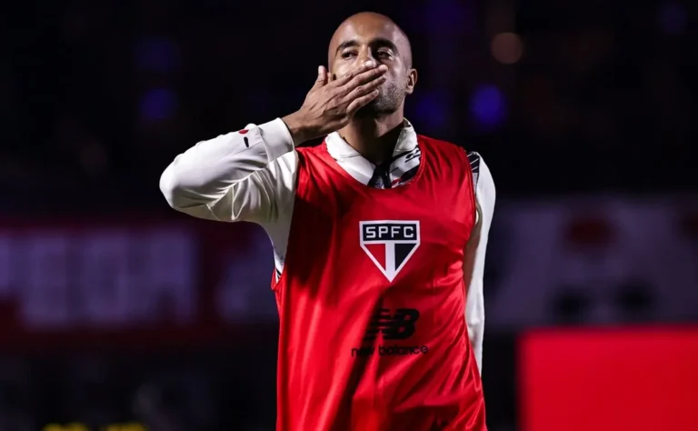 São Paulo Reforçado: Lucas, Oscar e Ferreirinha Retornam para as Oitavas da Libertadores