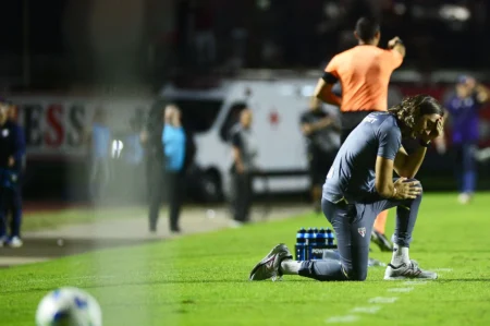 Zubeldía no São Paulo: celebrações e despedidas em cartões.
