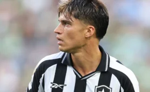 Botafogo Busca Surpreender o PSG com Reforços de Peso