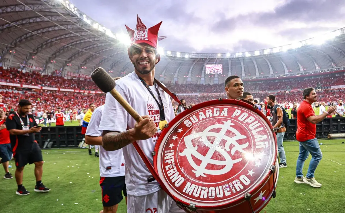 Kaique Rocha: Proposta de clube português agita futuro no Internacional