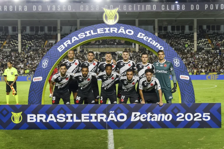 O Vasco priorizou volante na janela: entenda o motivo