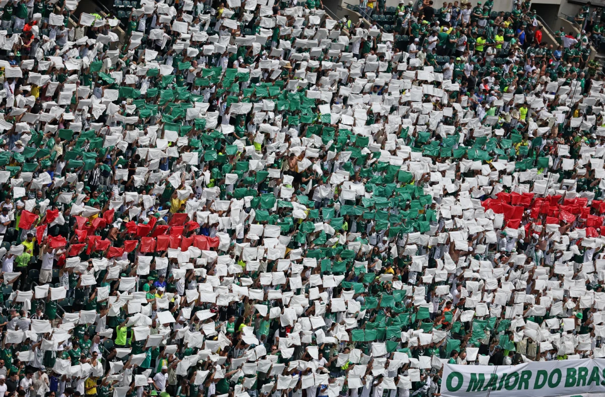 Palmeiras enaltece a força da torcida nos EUA, e Piquerez cita "diferença absurda" contra o Botafogo