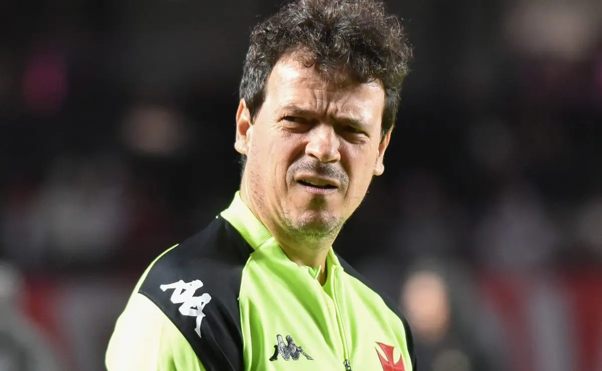 Pirani enaltece trabalho de Diniz no Fluminense, enquanto é sondado pelo Vasco