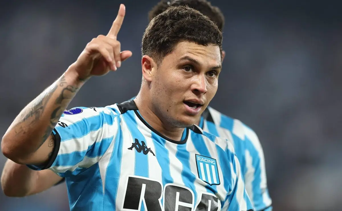 Quintero tem condição física criticada após "não" do Corinthians: "Um jogador fora de forma"