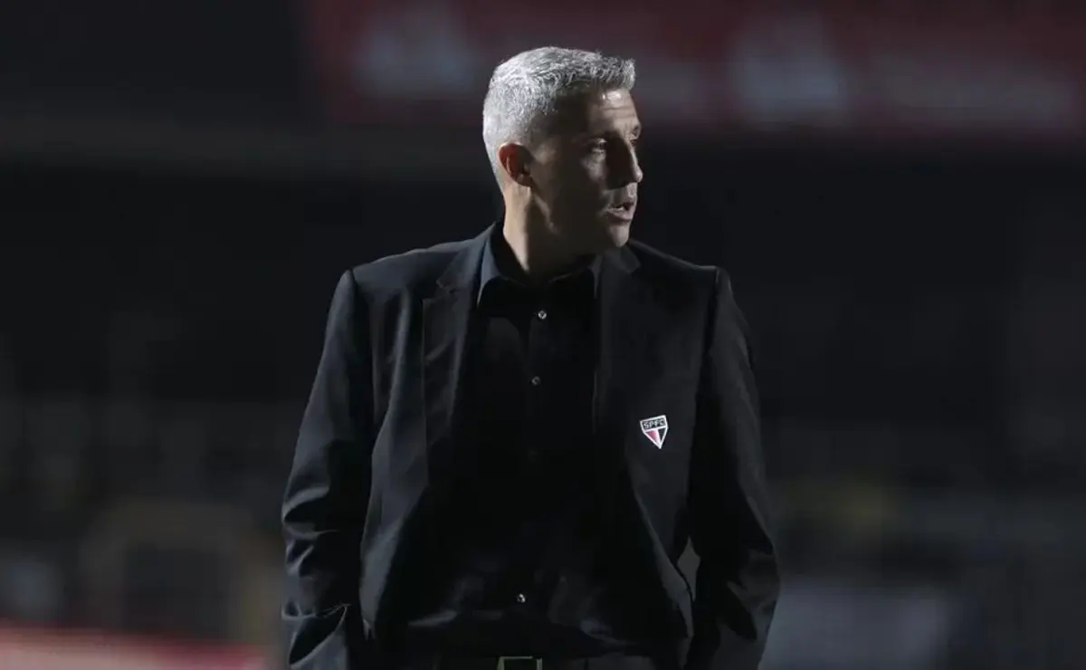 São Paulo de Crespo: Sete no DM e Saídas Próximas
