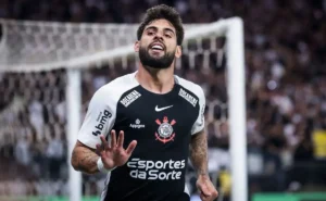 Sporting enfrenta pedida milionária do Corinthians por Yuri Alberto