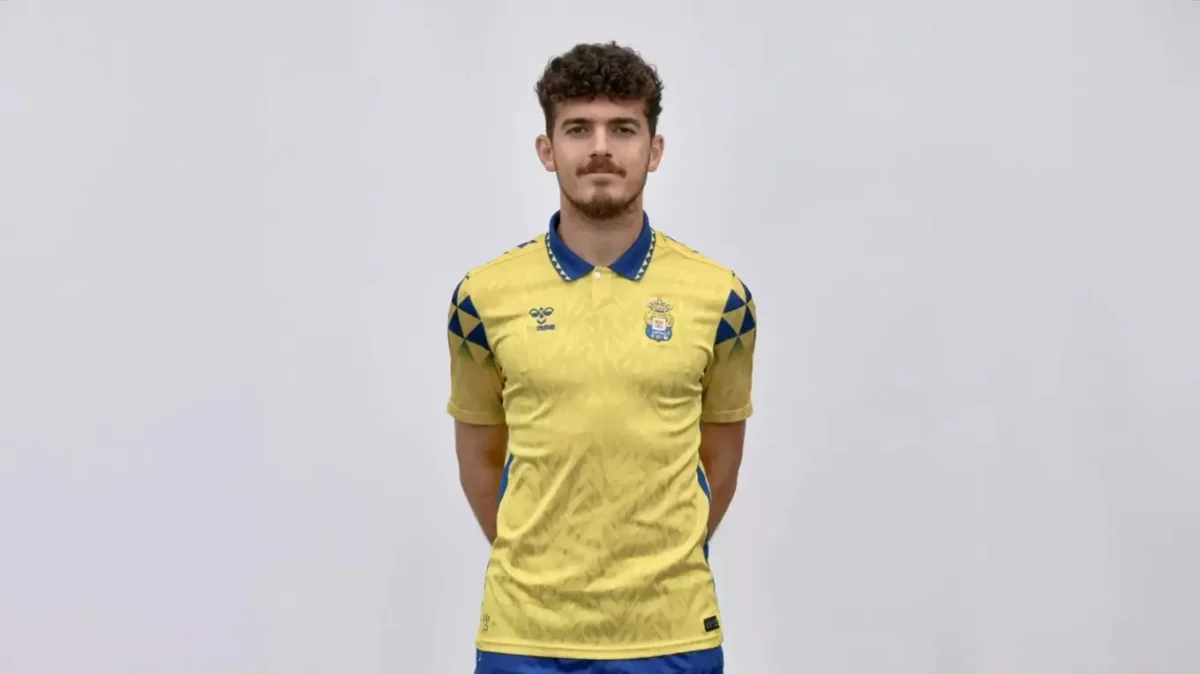 Tragédia no futebol: zagueiro espanhol falece aos 23 anos