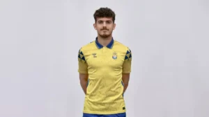 Tragédia no futebol: zagueiro espanhol falece aos 23 anos