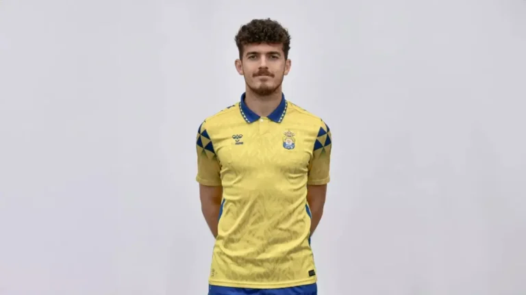 Tragédia no futebol: zagueiro espanhol falece aos 23 anos