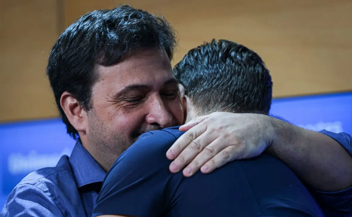 Alberto Guerra define nova fornecedora e Grêmio terá aNew Balance no uniforme até 2030