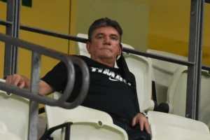 Andrés Sanchez afirma ter devolvido R$ 15 mil ao Corinthians por gastos no cartão corporativo