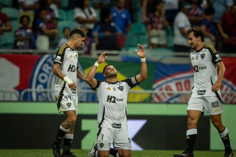 Análise: Atlético-MG perde com golaço de Hulk e dá pontapé negativo na série como visitante