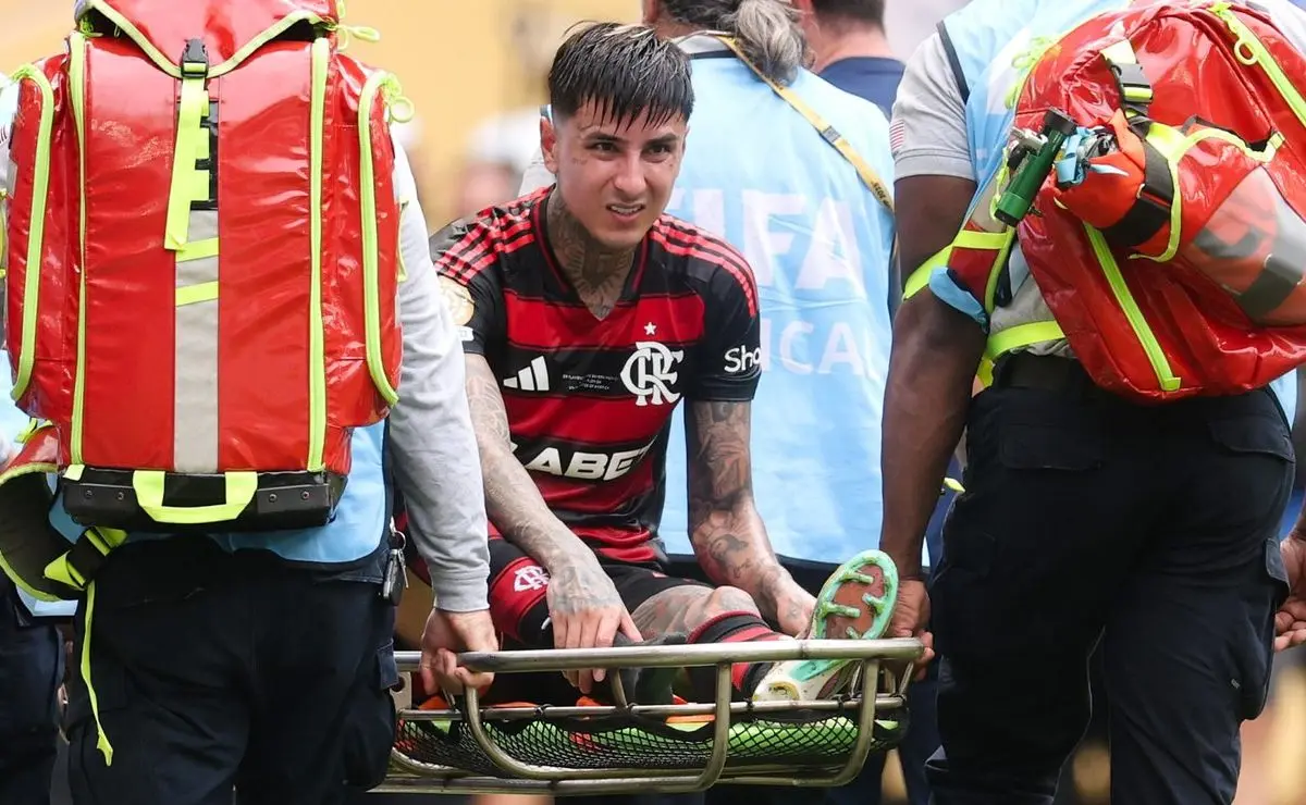Após cirurgia, Pulgar volta ao Flamengo em 15 dias