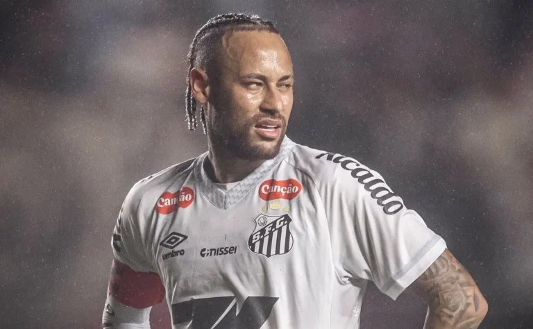Após folga, Santos volta a treinar no final de semana