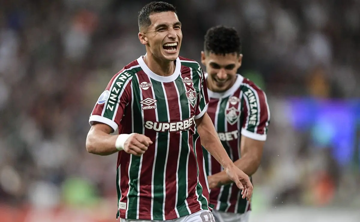 Atletico Nacional entra em conversas com Fluminense para adquirir o atacante Kevin Serna por R$ 50 milhões
