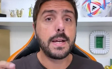 Bilionário angolano abre negociação com o Corinthians por investimento em reforços