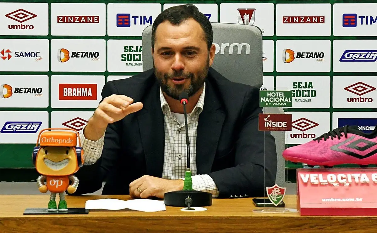 Bittencourt elogia Fluminense na Copa do Mundo, destaca folha modesta e faz comparação com eliminação do Flamengo