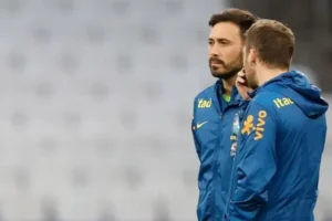Botafogo avança com Davide Ancelotti e comunica negociação à CBF
