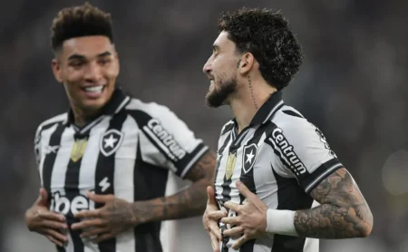 "Botafogo é o único time a vencer o PSG nos últimos 11 jogos: Um feito inigualável na história"