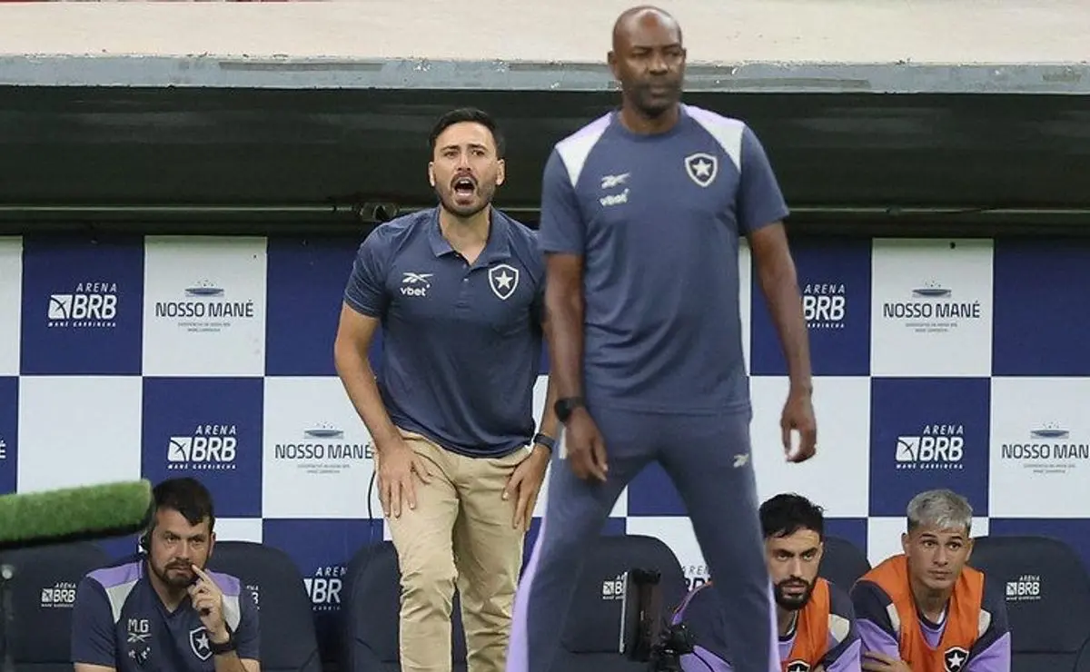 Caçapa Elogia Davide Ancelotti Depois da Vitória do Botafogo no Clássico do Brasileirão