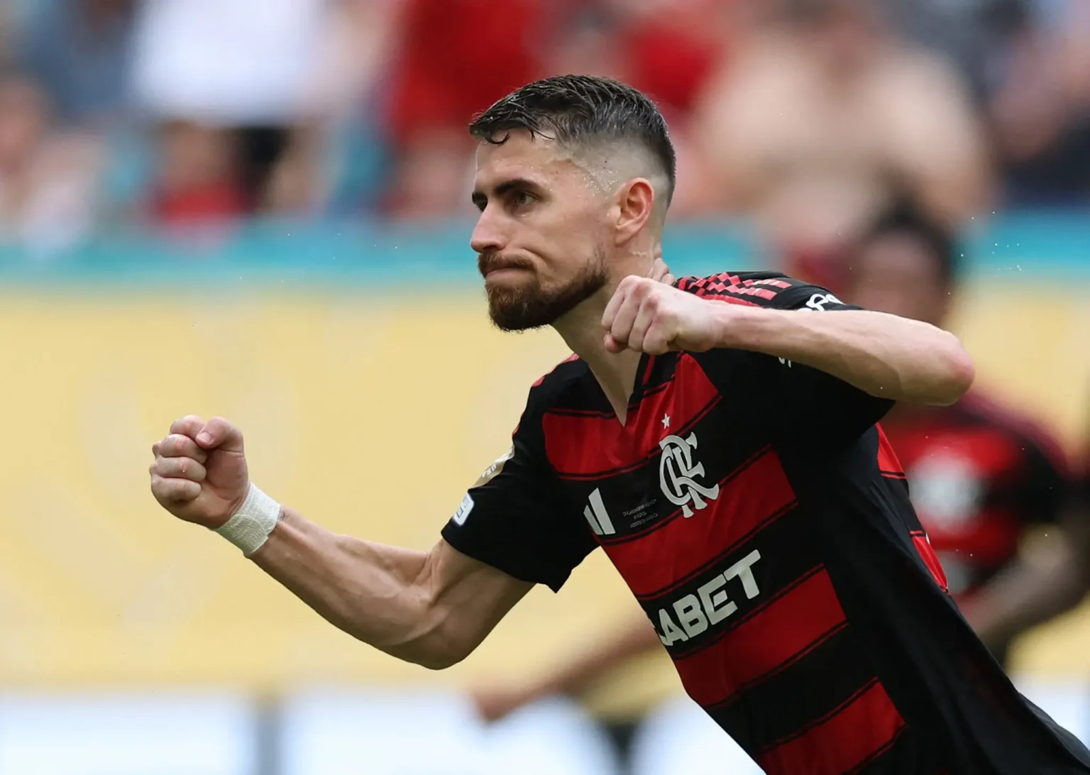 Com carreira na Europa, Jorginho estreia no Brasil: veja curiosidades sobre o volante do Flamengo