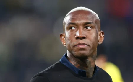 Corinthians Tem Interesse em Anderson Talisca, Mas Negociação Só Pode Avançar em Dezembro